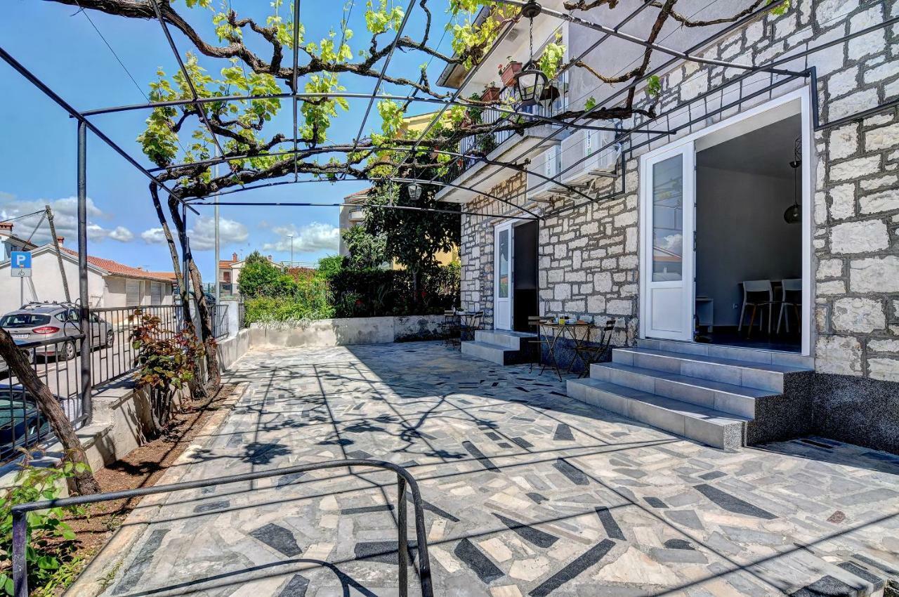 Apartman D Pula Exterior photo